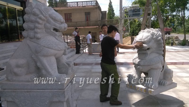 ����ʯ�{��