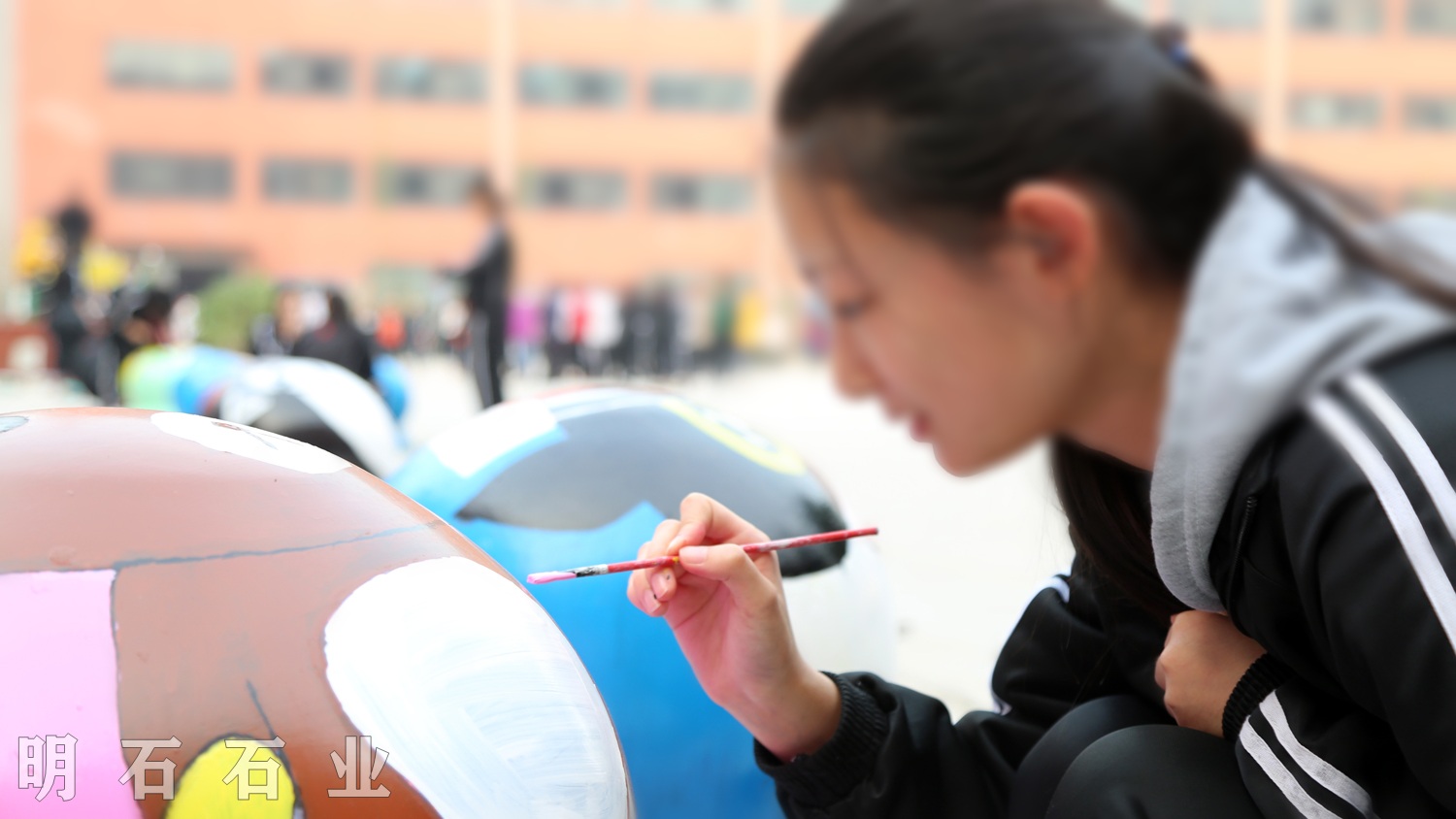 ��hʯ��Ϳ�f