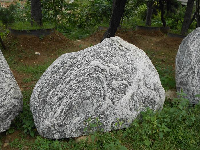 �̌�̩ɽʯ�S��