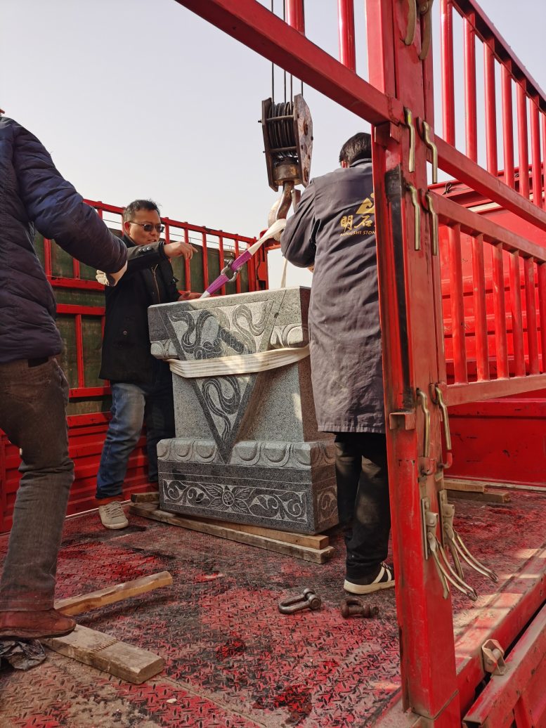 ��hʯ�{�ӏS��